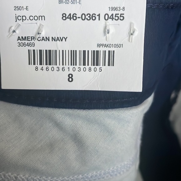 Saint John’s Bay short navy mid rise tummy control, pockets, stretch bottom 8 - Picture 6 of 10